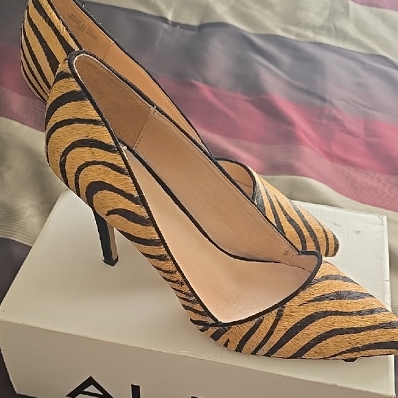 Aldo Women's Zebra Print Heels - Picture 3 of 9